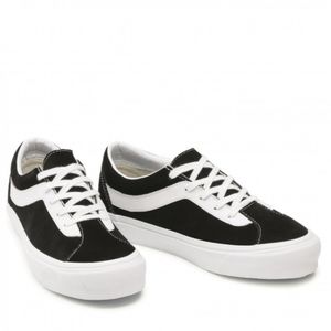 NWT Vans Bold NI Trainers